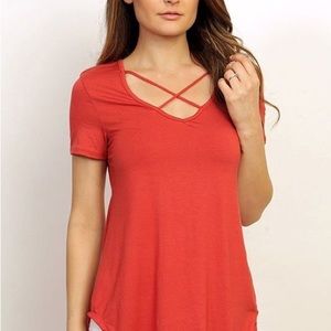 Lime n Chili Criss Cross Women Short Sleeve Top Size Medium